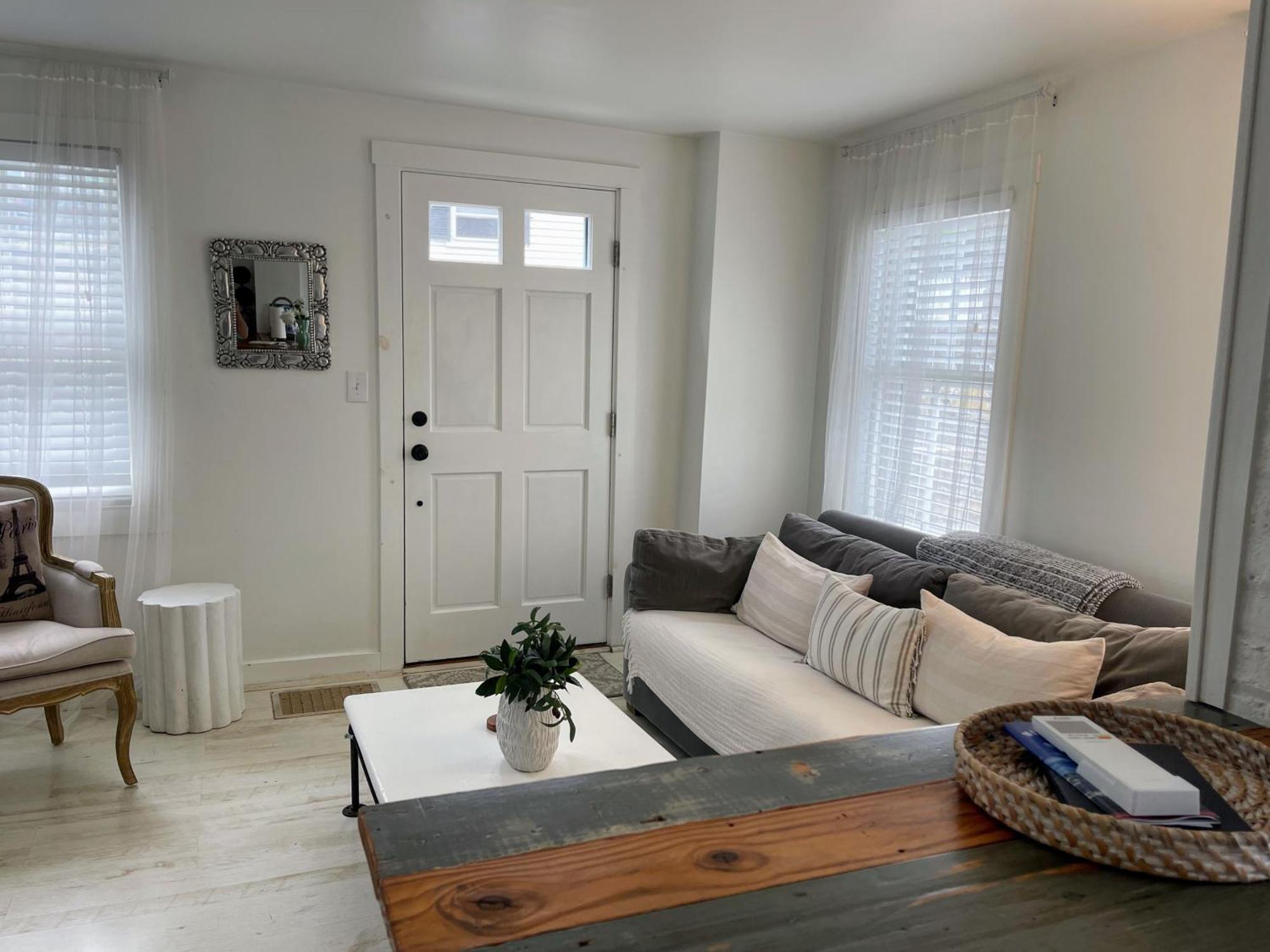 An Authentic, Rustic Luxurious Little Single Family Home In Old Town. All Yours. Marblehead Luaran gambar