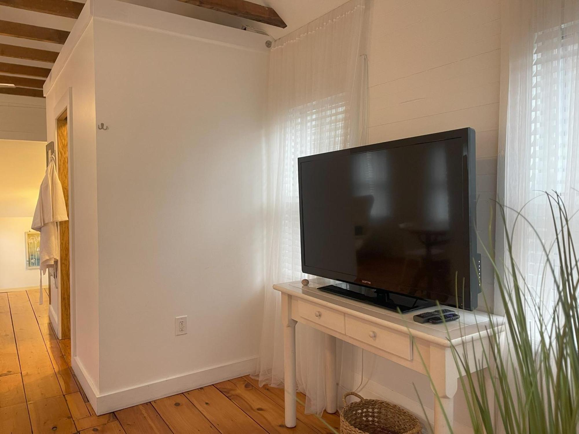 An Authentic, Rustic Luxurious Little Single Family Home In Old Town. All Yours. Marblehead Luaran gambar